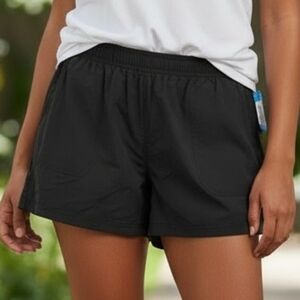 Columbia Black Shorts NWOT (SHO(46)